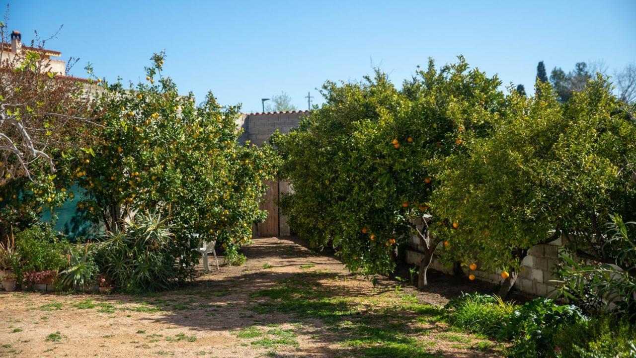 Appartamenti Melograno E Fico Loculi Bagian luar foto
